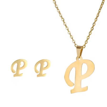 Pozłacany naszyjnik z literką "P"