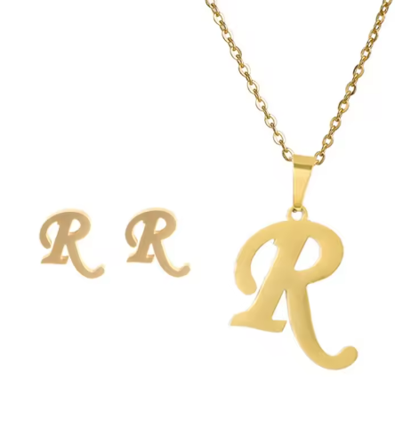 Pozłacany naszyjnik z literką "R"