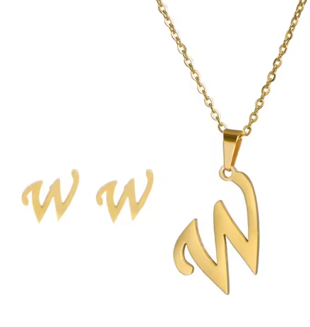 Pozłacany naszyjnik z literką "W"